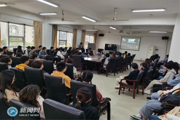 f854fc9be3f34b7ab263d7a19a402068.jpg 4.jpg